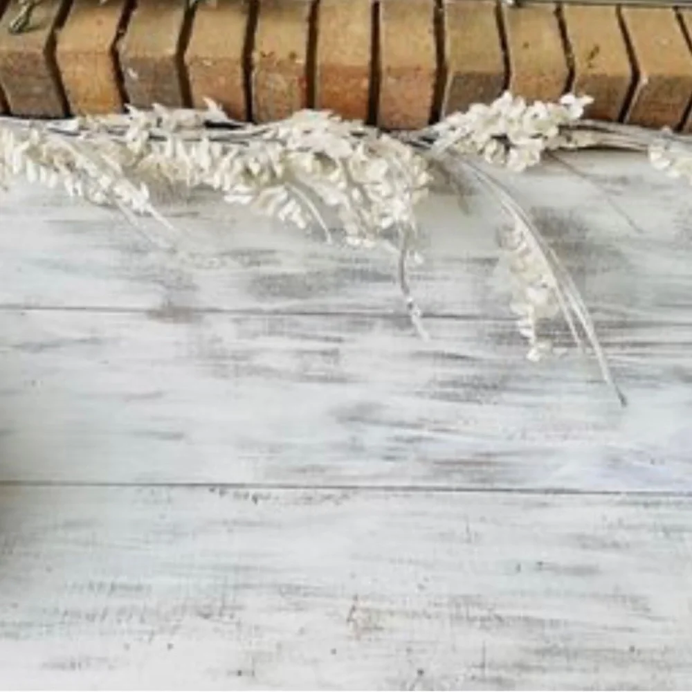 *Winter White Sparkle Eucalyptus Garland
